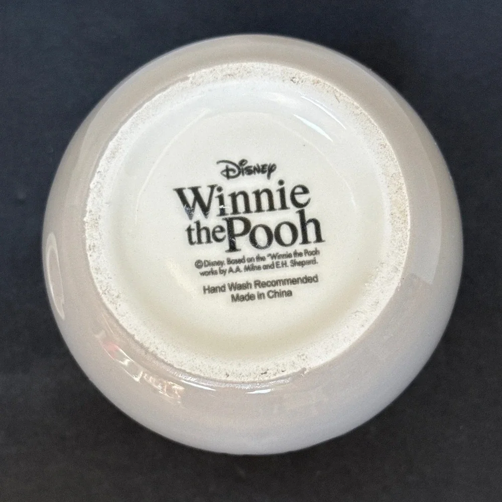 Disney Winnie the Pooh Hunny Pot Ceramic Honey Jar with Lid Bumblebee Grey